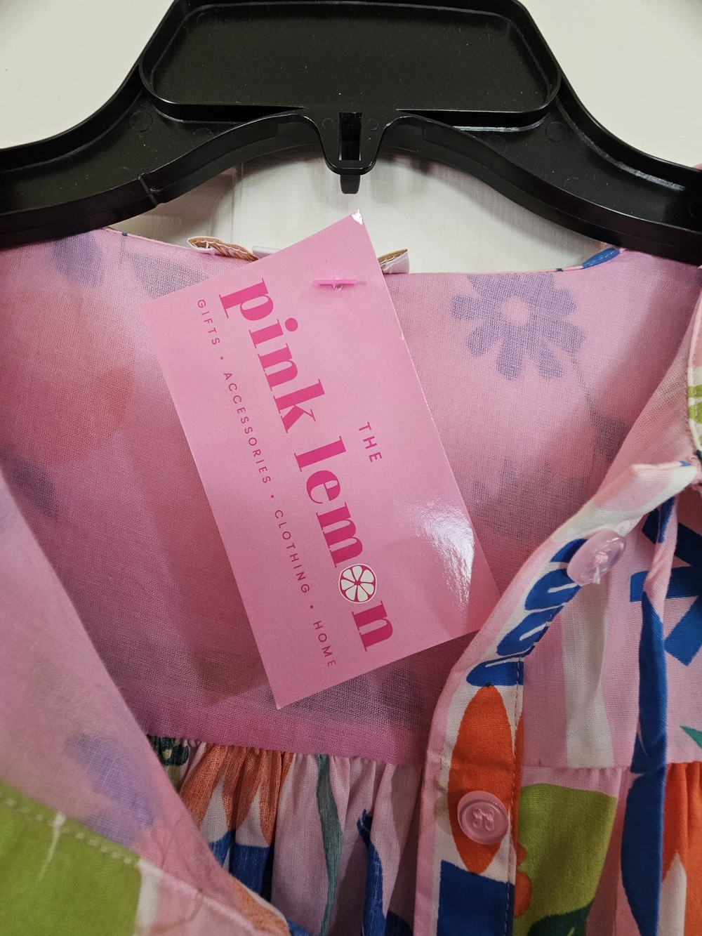 Karlie Pink Floral Graphic Peasant Blouse with Statement Collar Size Large - Picture 2 of 6